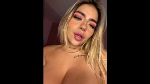 Media: miawhitepink_ Stripchat 2024-10-24 02:50:00