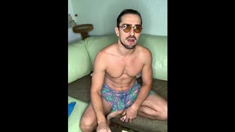 Media: pawsitive_panther Stripchat 2024-10-24 11:38:00