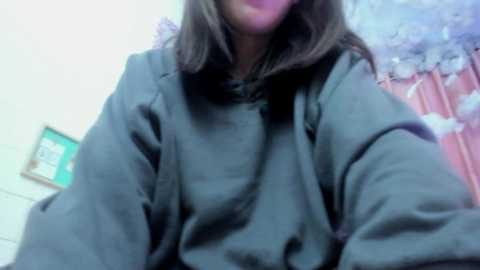 Media: sara_fortune Stripchat 2024-10-24 21:16:00