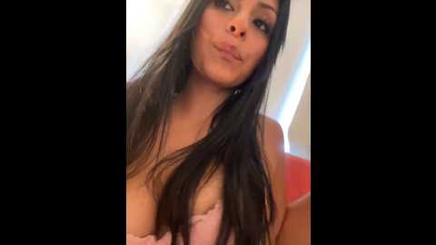 Media: sweetali_ Stripchat 2024-10-24 14:07:00