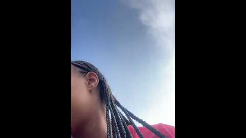 Media: tamia_98 Stripchat 2024-10-24 05:22:00