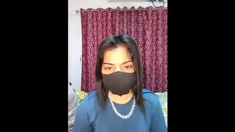 Media: tannu_tanya Stripchat 2024-10-24 15:13:00