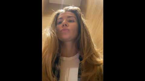 Media: valenciashock Stripchat 2024-10-24 06:56:00