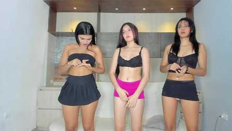 Media: wet_dreammm22 Stripchat 2024-10-24 08:00:00