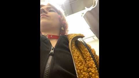 Media: baby__naughty Stripchat 2024-10-25 10:44:00