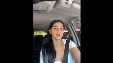 Media: carolina_novoa Stripchat 2024-10-25 17:09:00