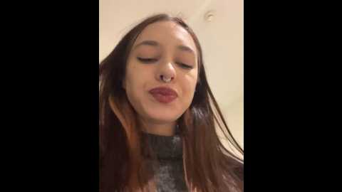 Media: cherry____pie Stripchat 2024-10-25 17:29:00