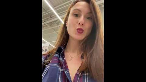 Media: dina_tease Stripchat 2024-10-25 10:43:00