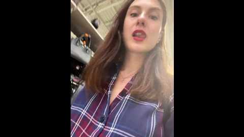 Media: dina_tease Stripchat 2024-10-25 15:02:00