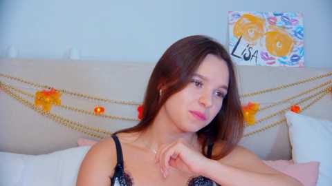 Media: elisabethdavis Stripchat 2024-10-25 19:13:00