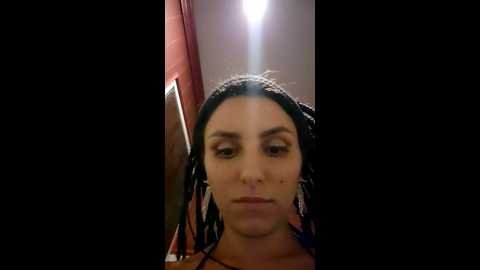 Media: izabella_bella Stripchat 2024-10-25 11:47:00