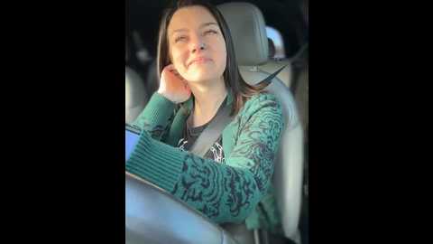 Media: ladylena1 Stripchat 2024-10-25 16:13:00