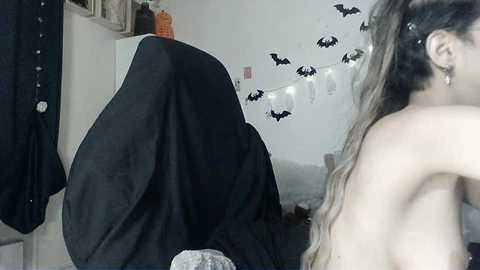 Media: lisandrelavenale Stripchat 2024-10-25 04:12:00