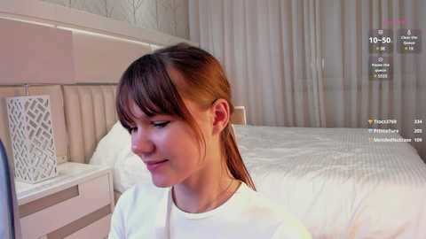 Media: little_lolla18 Stripchat 2024-10-25 00:00:00