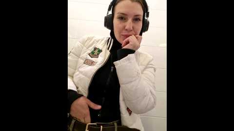 Media: mila_dream69 Stripchat 2024-10-25 13:34:00