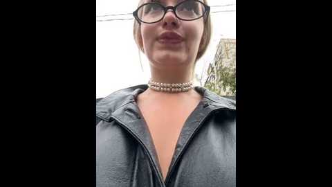 Media: milkyy_wway Stripchat 2024-10-25 07:43:00