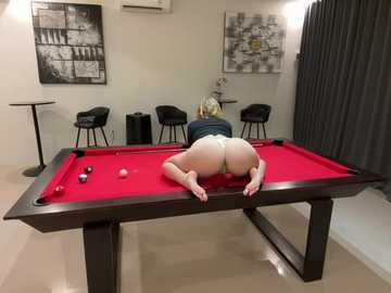 Media: nura_n_sarah Stripchat 2024-10-25 11:24:00