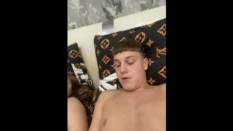 Media: qwerty1alinta05 Stripchat 2024-10-25 21:49:00