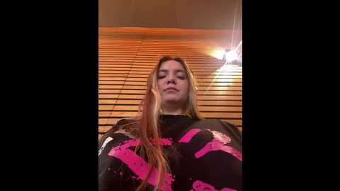 Media: risky_mirai Stripchat 2024-10-25 04:27:00
