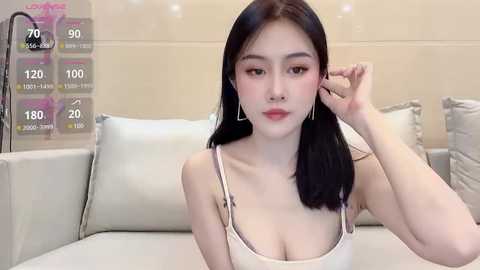 Media: ruoling_19 Stripchat 2024-10-25 14:32:00