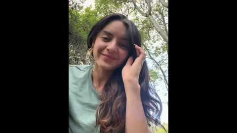 Media: sam_sara Stripchat 2024-10-25 21:16:00