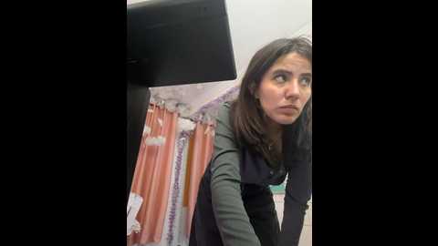 Media: sara_fortune Stripchat 2024-10-25 19:02:00