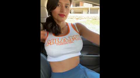 Media: sexi_noemi Stripchat 2024-10-25 15:38:00