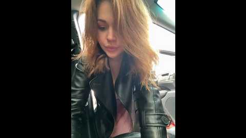 Media: south_carolina Stripchat 2024-10-25 07:56:00