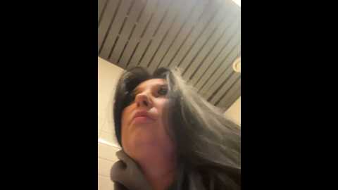 Media: tisha_busty Stripchat 2024-10-25 14:49:00