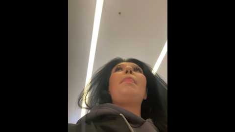 Media: tisha_busty Stripchat 2024-10-25 15:03:00