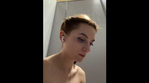 Media: _angelari_ Stripchat 2024-10-26 22:11:00