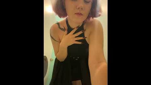 Media: baby__naughty Stripchat 2024-10-26 10:10:00