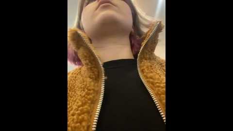 Media: baby__naughty Stripchat 2024-10-26 14:10:00