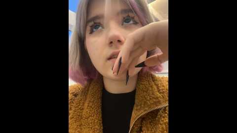 Media: baby__naughty Stripchat 2024-10-26 14:18:00