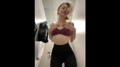 Media: baby_brownie Stripchat 2024-10-26 11:58:00