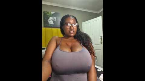 Media: bustygoddess32 Stripchat 2024-10-26 00:08:00