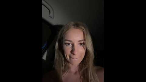 Media: evieevans Stripchat 2024-10-26 22:16:00