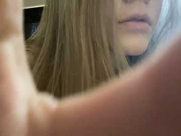 Media: foxy_ana13 Stripchat 2024-10-26 17:41:00