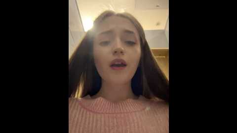 Media: jessi_meow Stripchat 2024-10-26 13:59:00