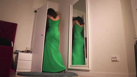 Media: misslullu Stripchat 2024-10-26 09:29:00