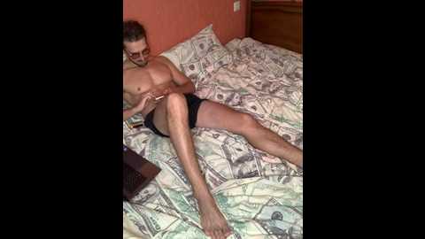 Media: pawsitive_panther Stripchat 2024-10-26 15:53:00