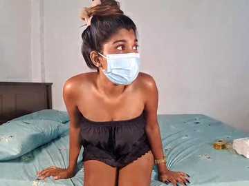 Media: queen_ashawary Stripchat 2024-10-26 19:29:00
