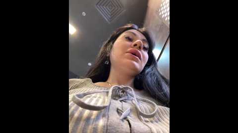 Media: wet__bunny Stripchat 2024-10-26 06:45:00