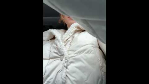 Media: _angelari_ Stripchat 2024-10-27 09:06:00