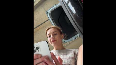 Media: _angelari_ Stripchat 2024-10-27 11:41:00