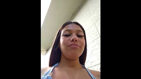 Media: alyshanon18 Stripchat 2024-10-27 20:00:00