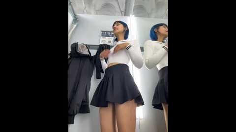 Media: bigbabykiki Stripchat 2024-10-27 15:58:00