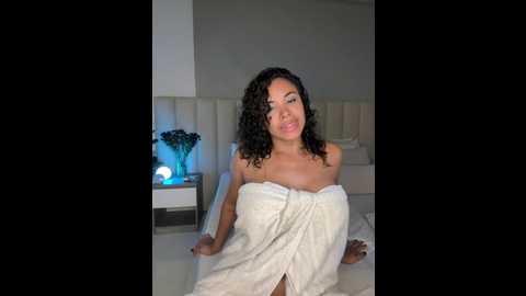 Media: brunettexio Stripchat 2024-10-27 01:54:00
