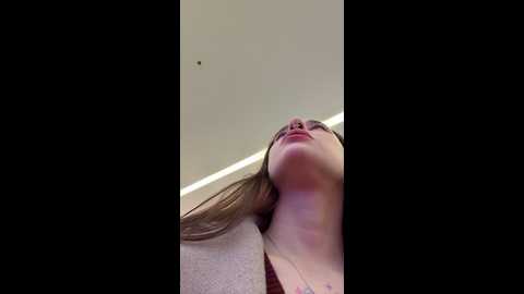 Media: cherry____pie Stripchat 2024-10-27 16:36:00
