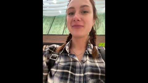 Media: dina_tease Stripchat 2024-10-27 09:44:00